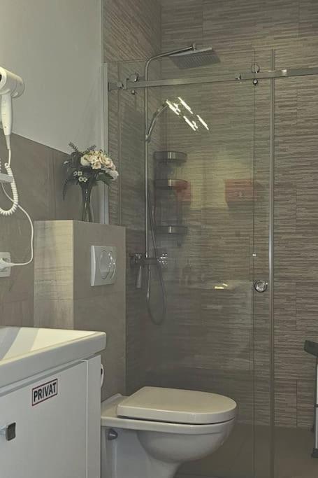 Modern Top Floor Sea View 3Br With Pools, Spa & Fitness Bečići Luaran gambar
