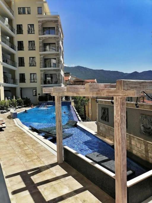 Modern Top Floor Sea View 3Br With Pools, Spa & Fitness Bečići Luaran gambar